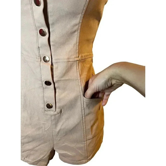 NWOT✨Haute Monde Blush Pink Romper Size M - Picture 3 of 11